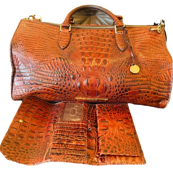 Brahmin Duxbury Weekender and Cordelia wallet set - Picture 11 of 12